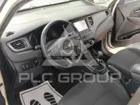 2017 KIA Carens