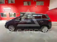 2017 KIA Carens
