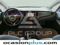 2017 KIA Carens