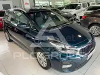2017 KIA Carens