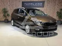 2017 KIA Carens