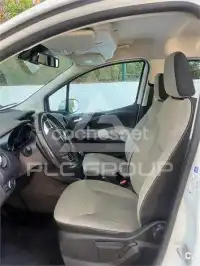 2017 Ford Tourneo