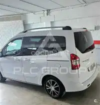 2017 Ford Tourneo