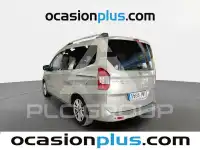2017 Ford Tourneo