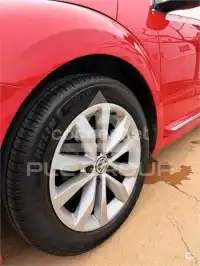 2017 Volkswagen BEETLE