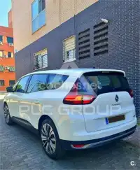 2017 Renault Grand Scenic