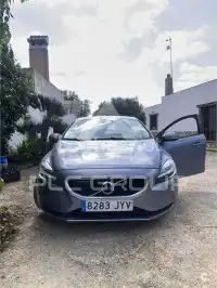 2018 Volvo V40