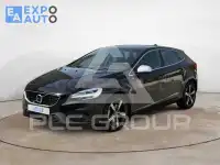 2018 Volvo V40