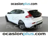 2018 Volvo V40