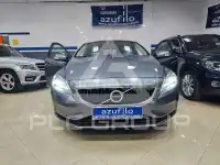 2018 Volvo V40