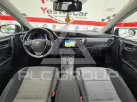 2018 Toyota AURIS