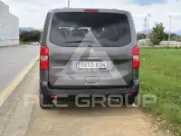 2018 Peugeot Traveller