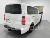 2018 Peugeot Traveller