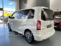 2018 Peugeot Traveller