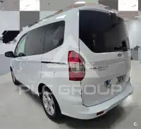 2018 Ford Tourneo