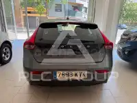 2019 Volvo V40