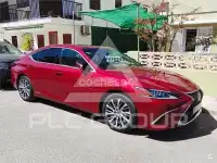 2019 Lexus ES
