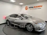2019 Lexus ES