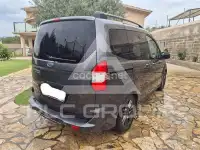 2019 Ford Tourneo
