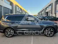 2020 BMW X7