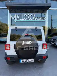 2020 Jeep WRANGLER