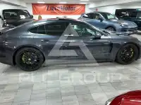 2020 Porsche Panamera