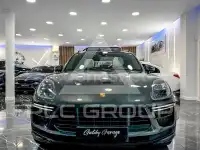 2020 Porsche MACAN