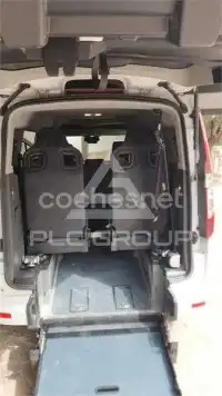 2020 Ford Tourneo