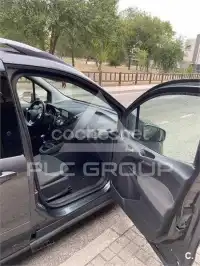 2020 Ford Tourneo