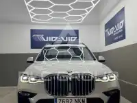 2021 BMW X7
