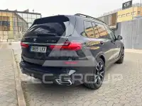 2021 BMW X7
