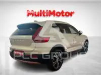 2021 Volvo XC40
