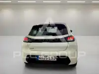 2021 Peugeot 208