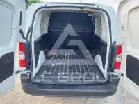 2021 Peugeot Partner