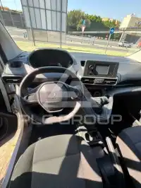 2021 Peugeot Partner