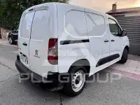 2021 Peugeot Partner