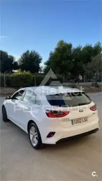2021 KIA Ceed