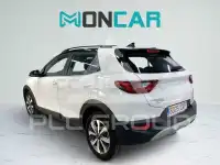 2021 KIA Stonic