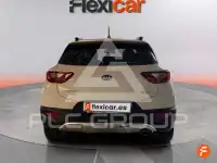 2021 KIA Stonic