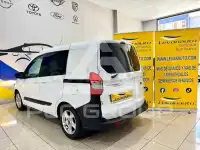 2021 Ford Tourneo