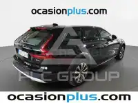 2022 Volvo V90