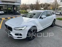 2022 Volvo V90