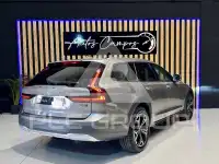 2022 Volvo V90