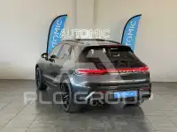 2022 Porsche MACAN