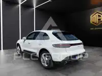 2022 Porsche MACAN