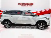 2022 Peugeot 5008