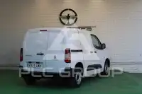 2022 Peugeot Partner