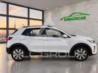 2022 KIA Stonic