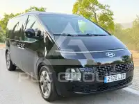 2022 Hyundai Staria
