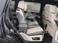2023 BMW X7